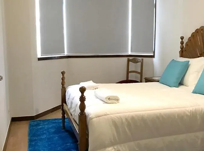 Spacious With Sea View In Viana Do Castelo, 90 M² *