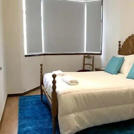 Spacious With Sea View In Viana Do Castelo, 90 M² *