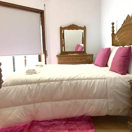 Spacious With Sea View In Viana Do Castelo, 90 M²