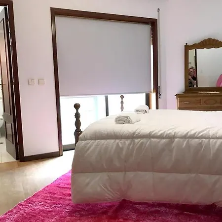 2 Bedrooms At 150 M Away From The With Sea View Balcony And Wifi Viana do Castelo